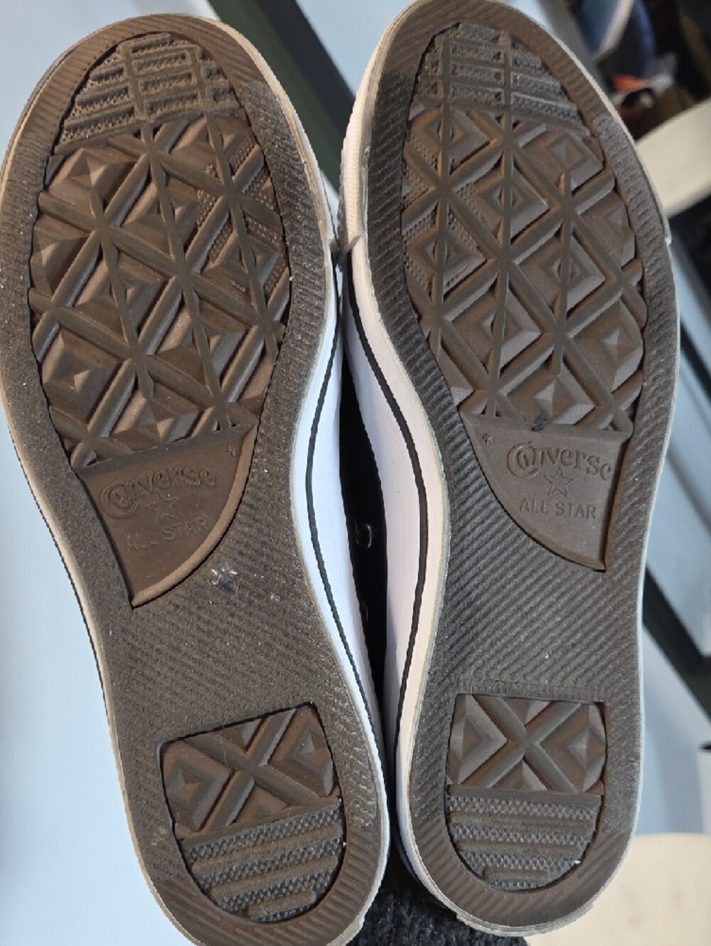 Converse Womens Black Lace-Up Sneakers Size 10 - Picture 6 of 7